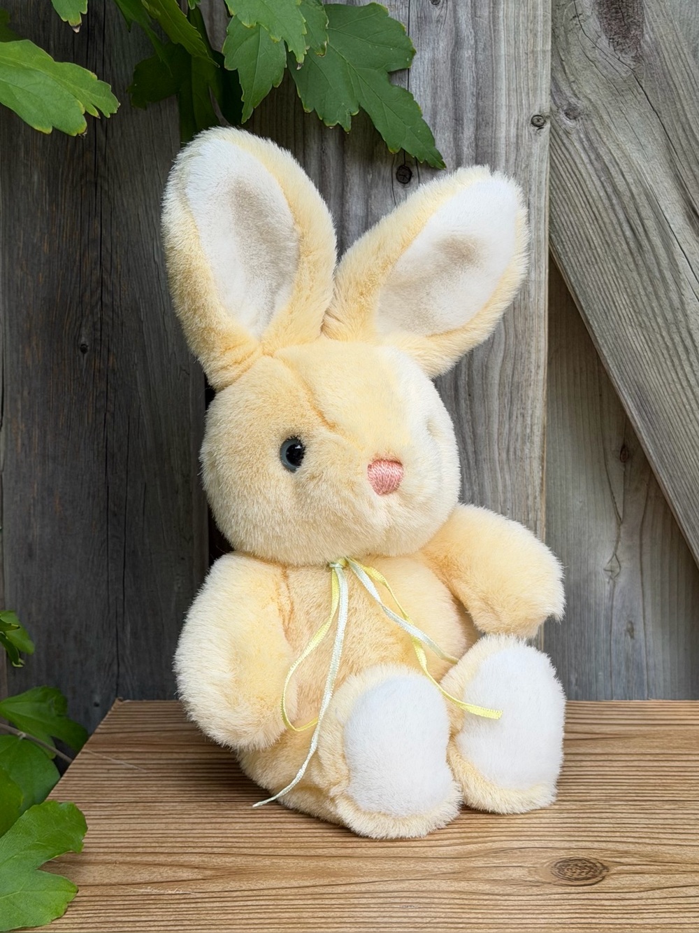 Gund 1989 Vintage Butter Yellow Bunny Rabbit Plush Stuffed Animal 9”
